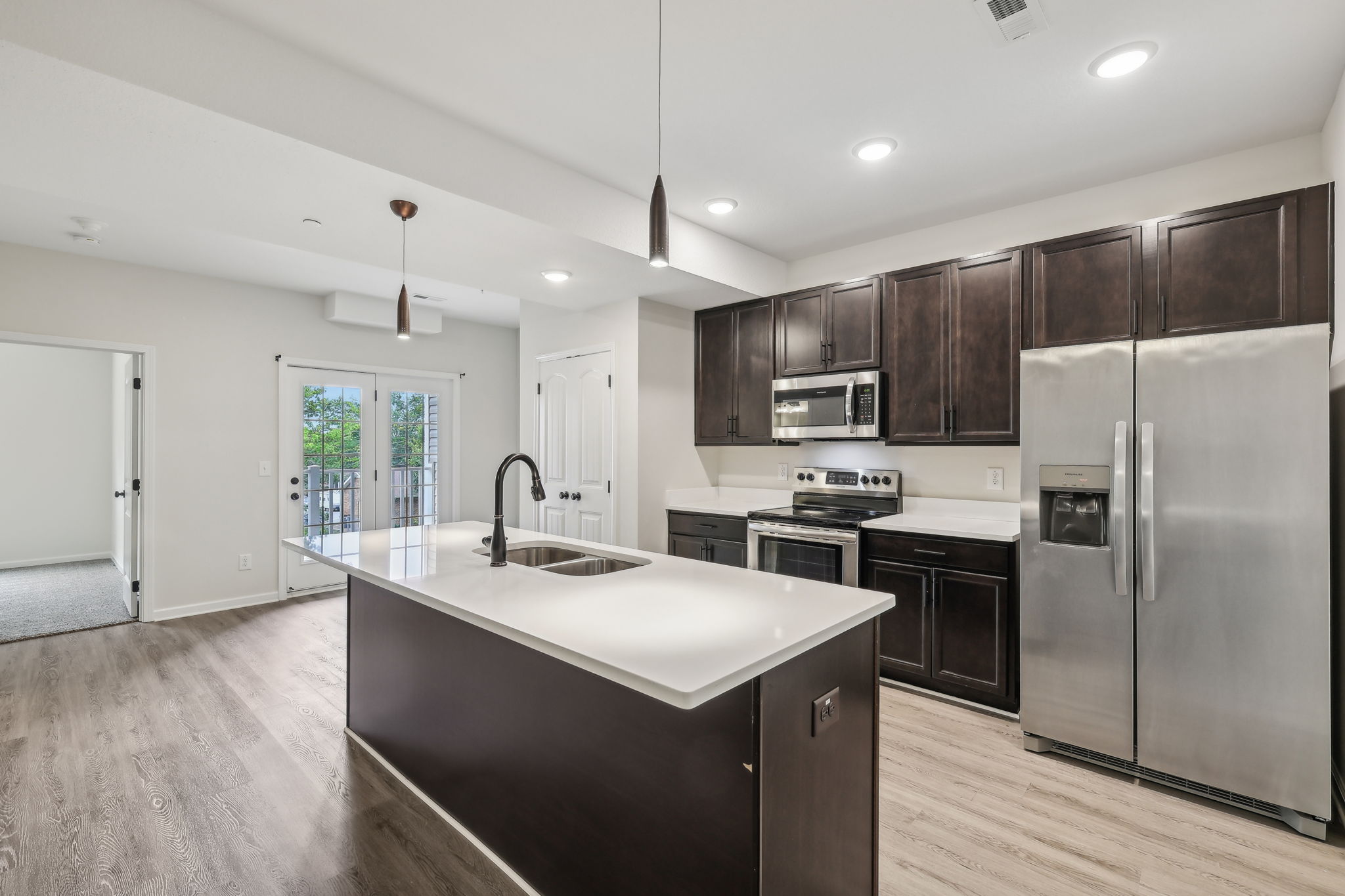 East Johnson Apartments Banner 1